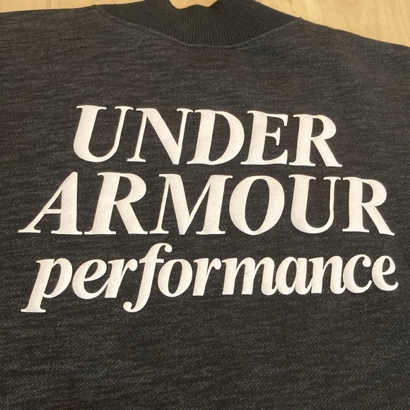 UA Essentials Script Crew Sweater - Picture 15 of 16